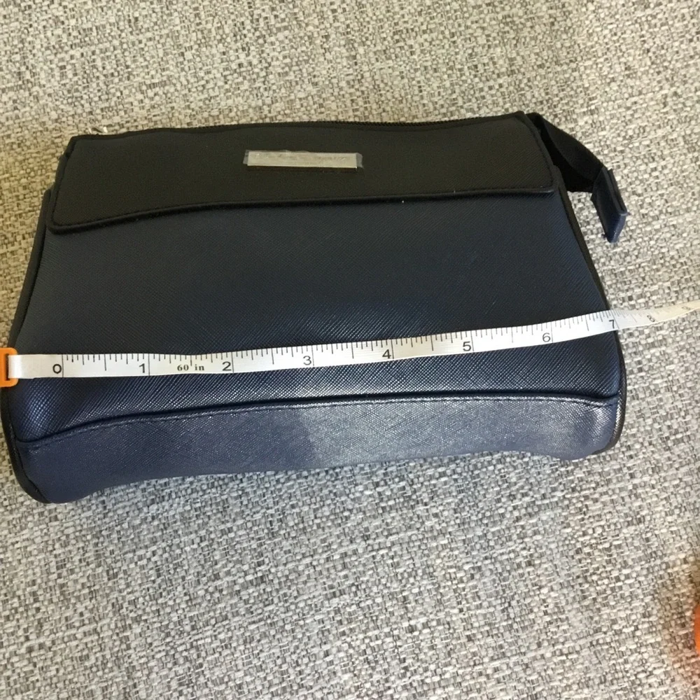 Salvatore Ferragamo Black and Navy Leather Cosmetic Case